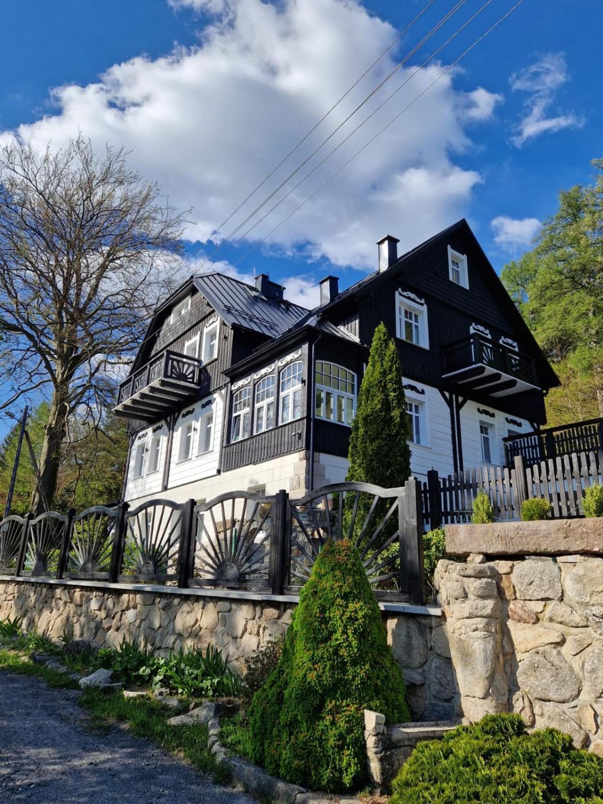 Residence Zielono Mi Шклярска-Поремба Экстерьер фото