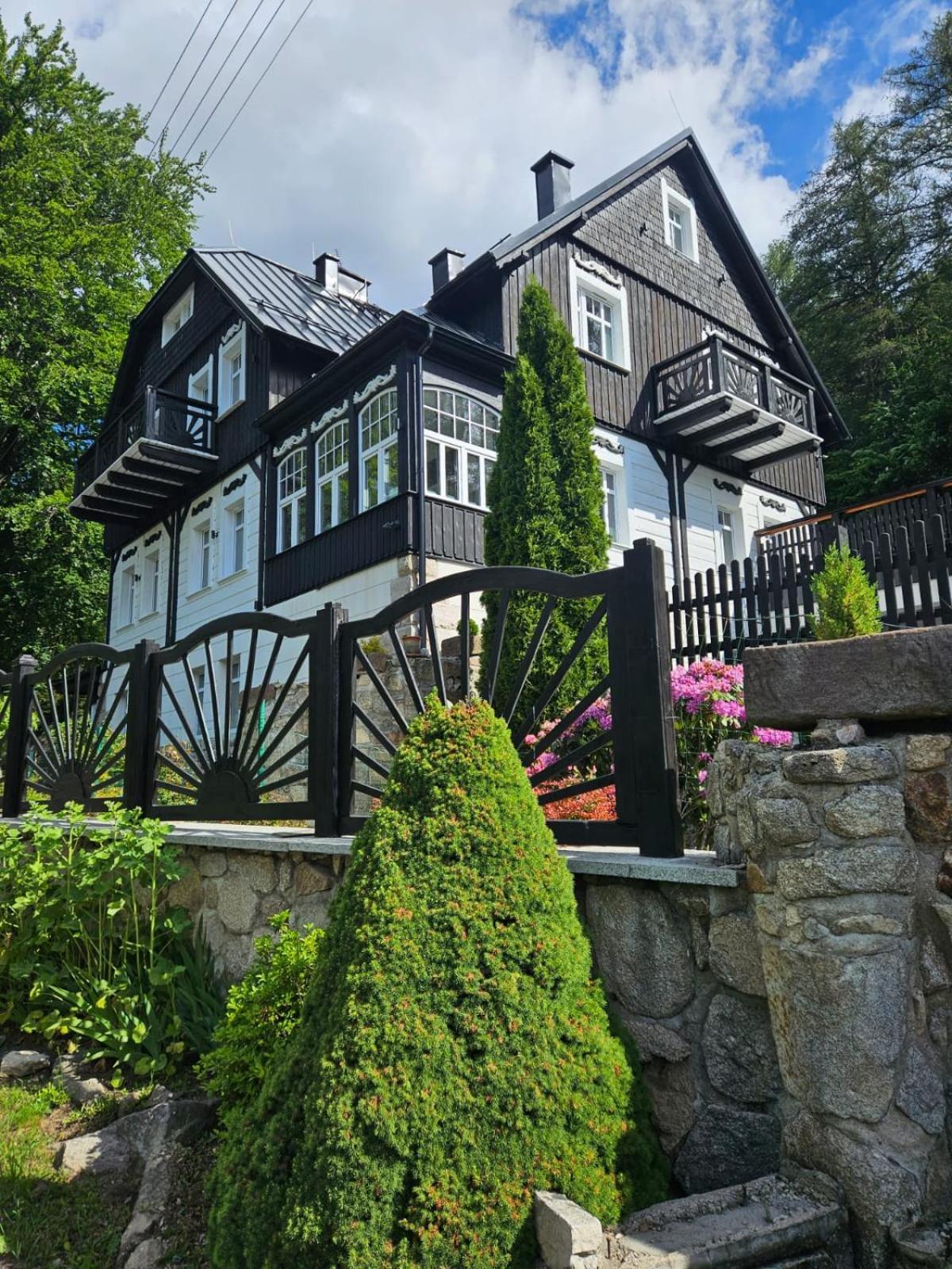 Residence Zielono Mi Шклярска-Поремба Экстерьер фото